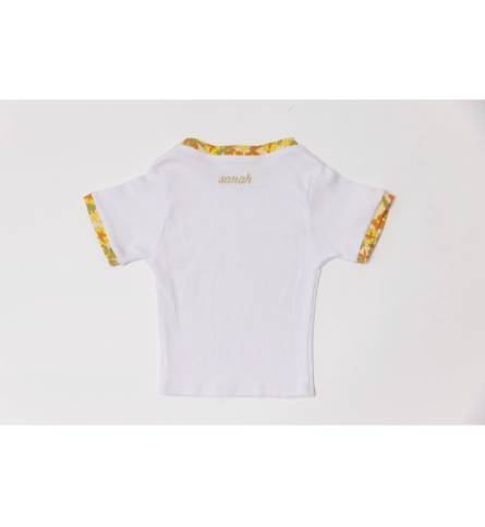 Koszulka biała crop z kaprysową lamówką