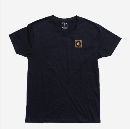 Bajkowa koszulka v-neck